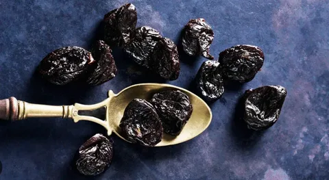 تصویر 4 از قیمت خرید آلو بخارا آفتاب خشک + فروش ویژه